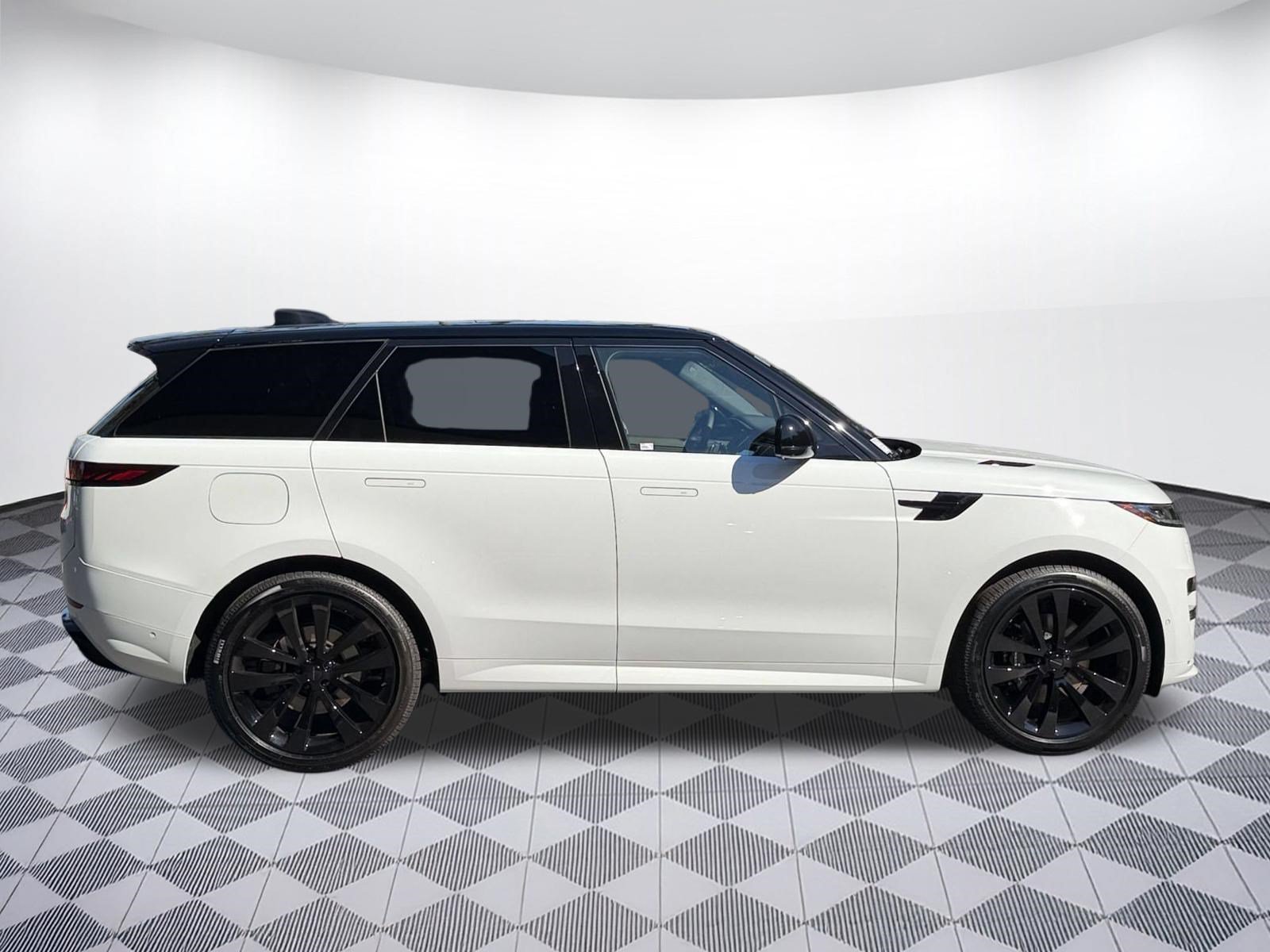 New 2026 Land Rover Range Rover Sport Dynamic SE AWD/4WD image 8