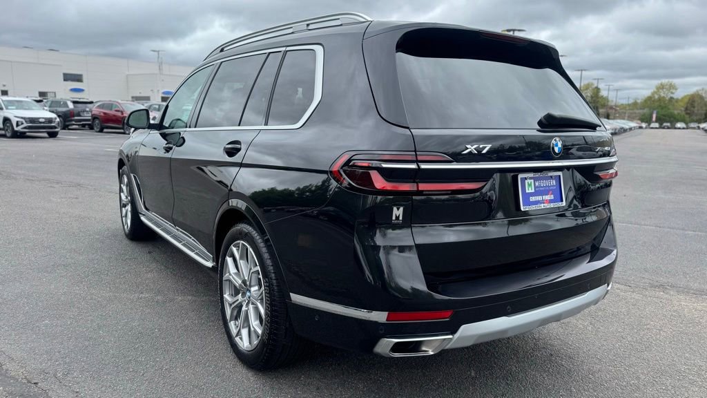 Used 2025 BMW X7 xDrive40i w/ Premium Package AWD/4WD image 7