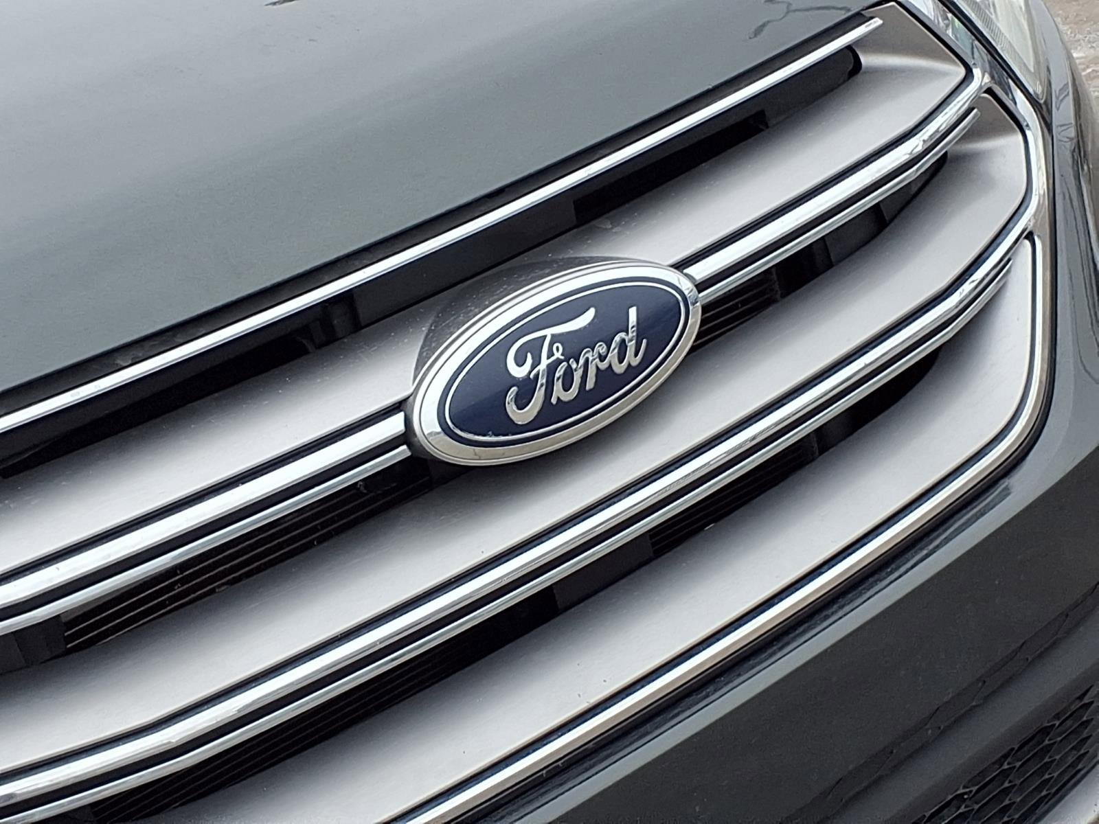 Used 2015 Ford Edge SEL w/ Equipment Group 201A image 32