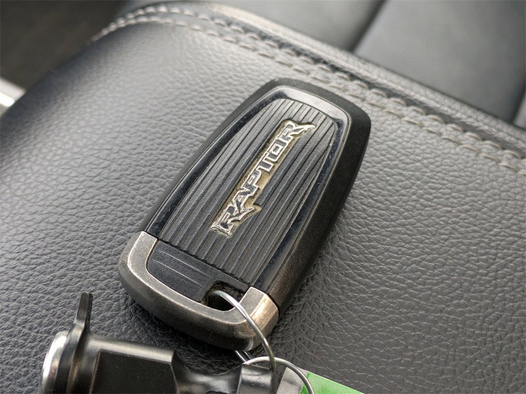 Used 2019 Ford F150 Raptor w/ Equipment Group 802A Luxury image 43