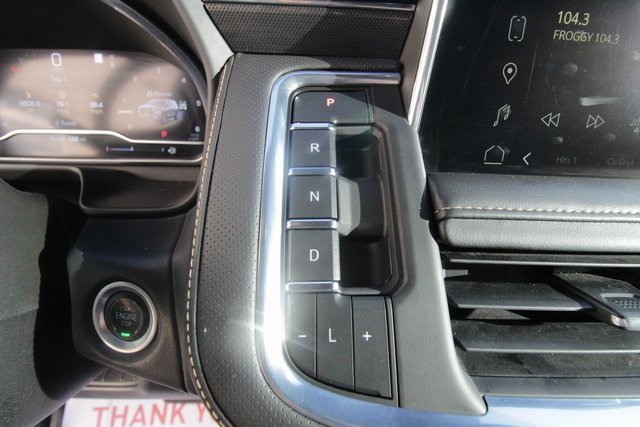 Used 2023 GMC Yukon XL AT4 w/ Technology Package image 30