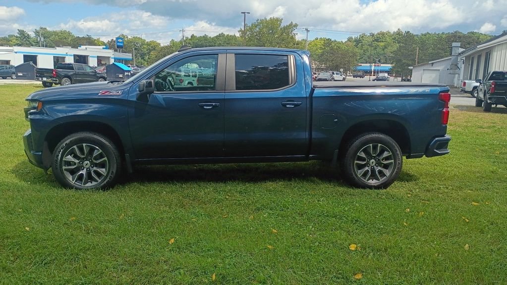 Used 2021 Chevrolet Silverado 1500 RST w/ Convenience Package II AWD/4WD image 4