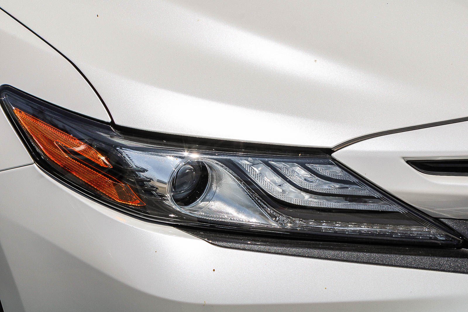 Certified 2022 Toyota Camry XSE FWD image 5