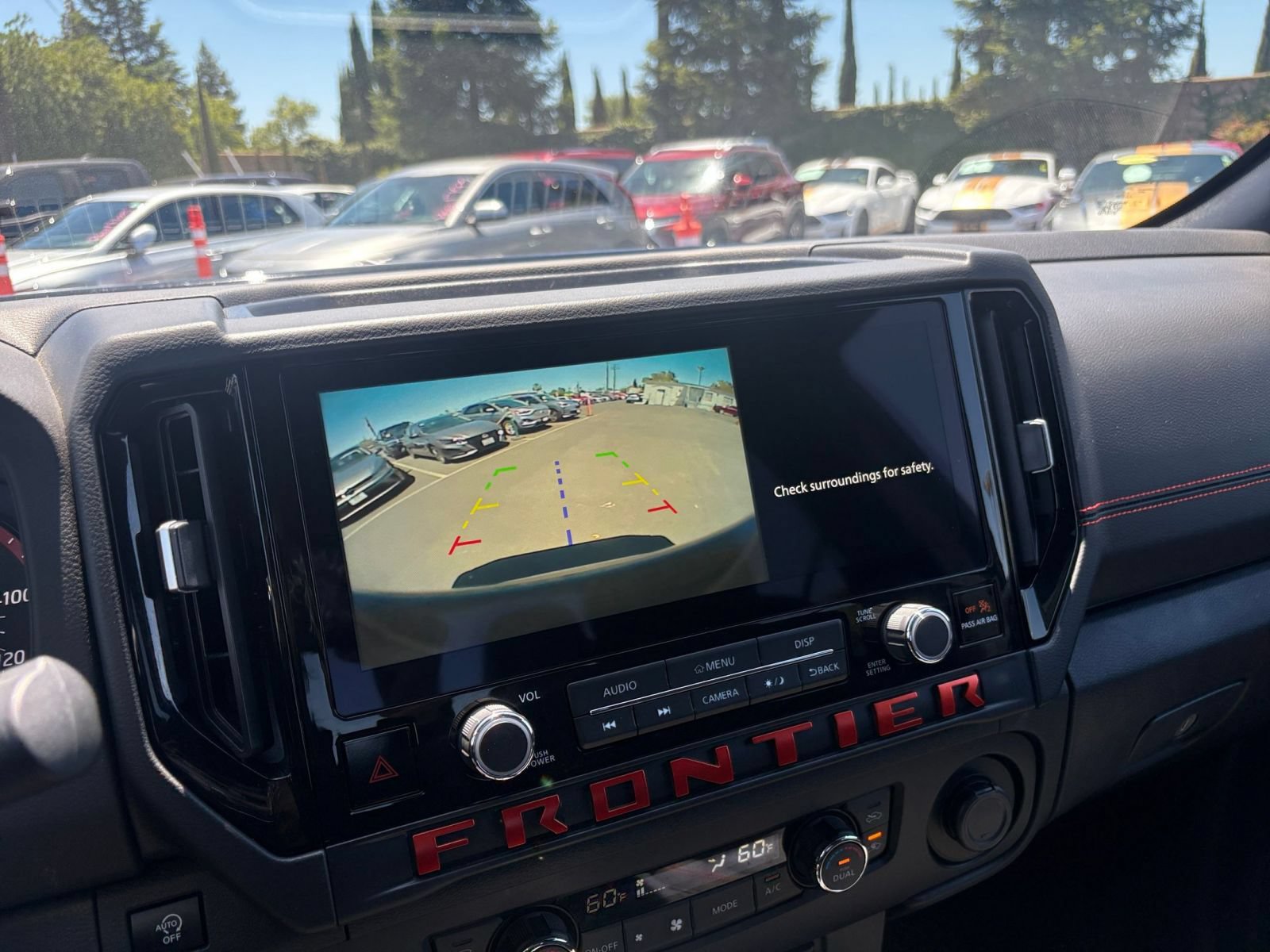 Used 2026 Nissan Frontier PRO-4X AWD/4WD image 23