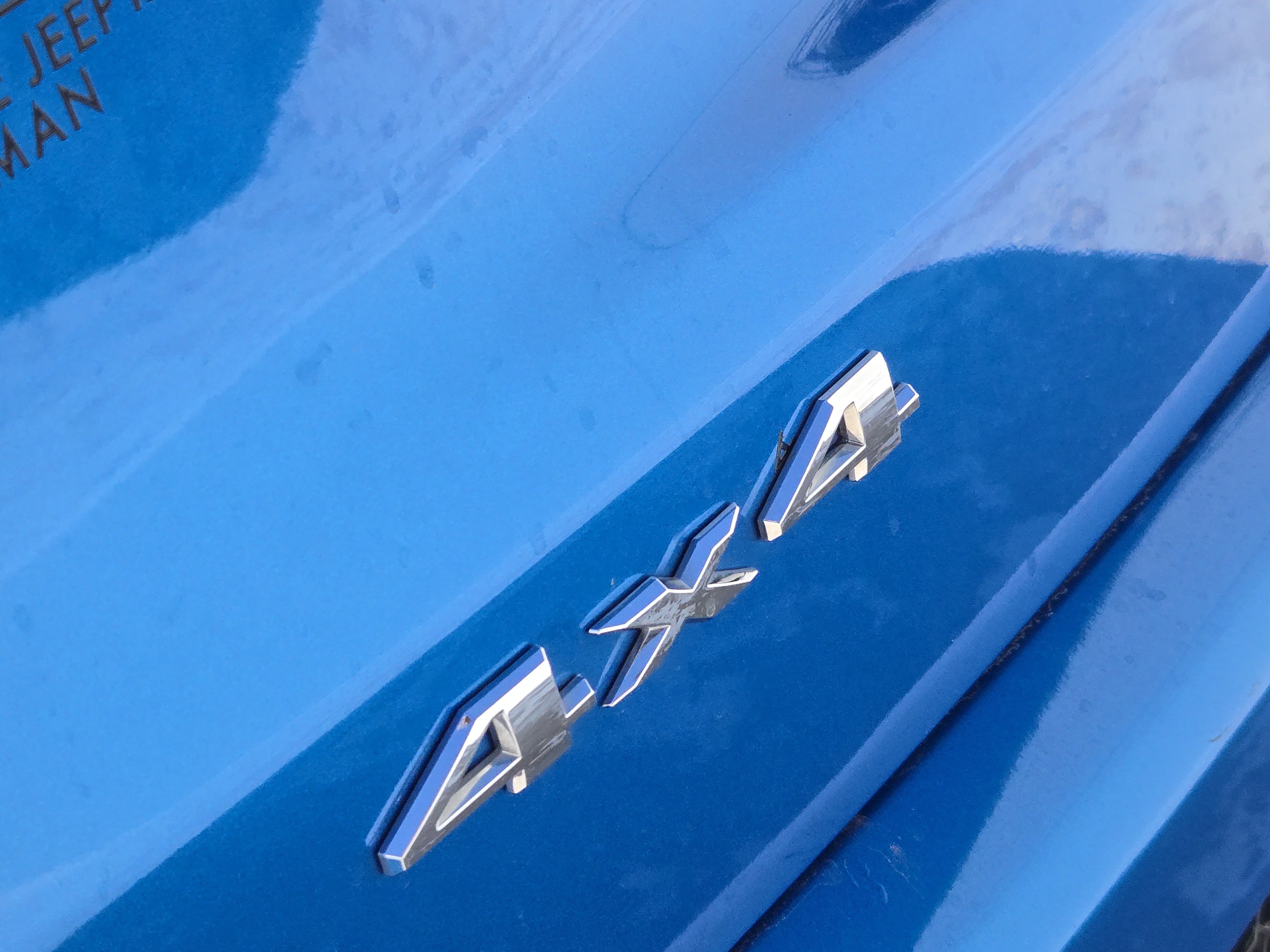 Used 2023 Jeep Compass Sport image 14