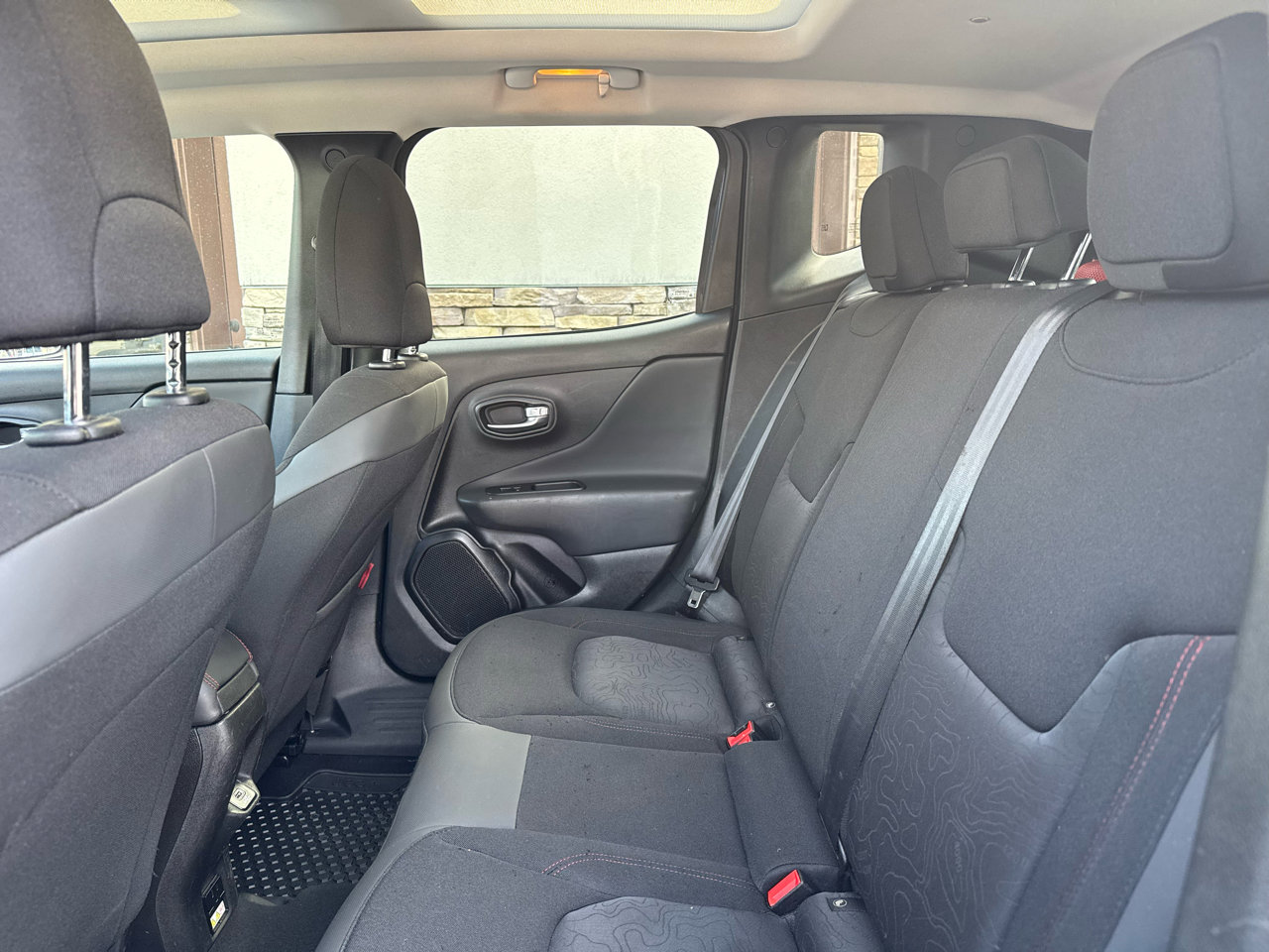 Used 2020 Jeep Renegade Trailhawk w/ Cold Weather Group image 13