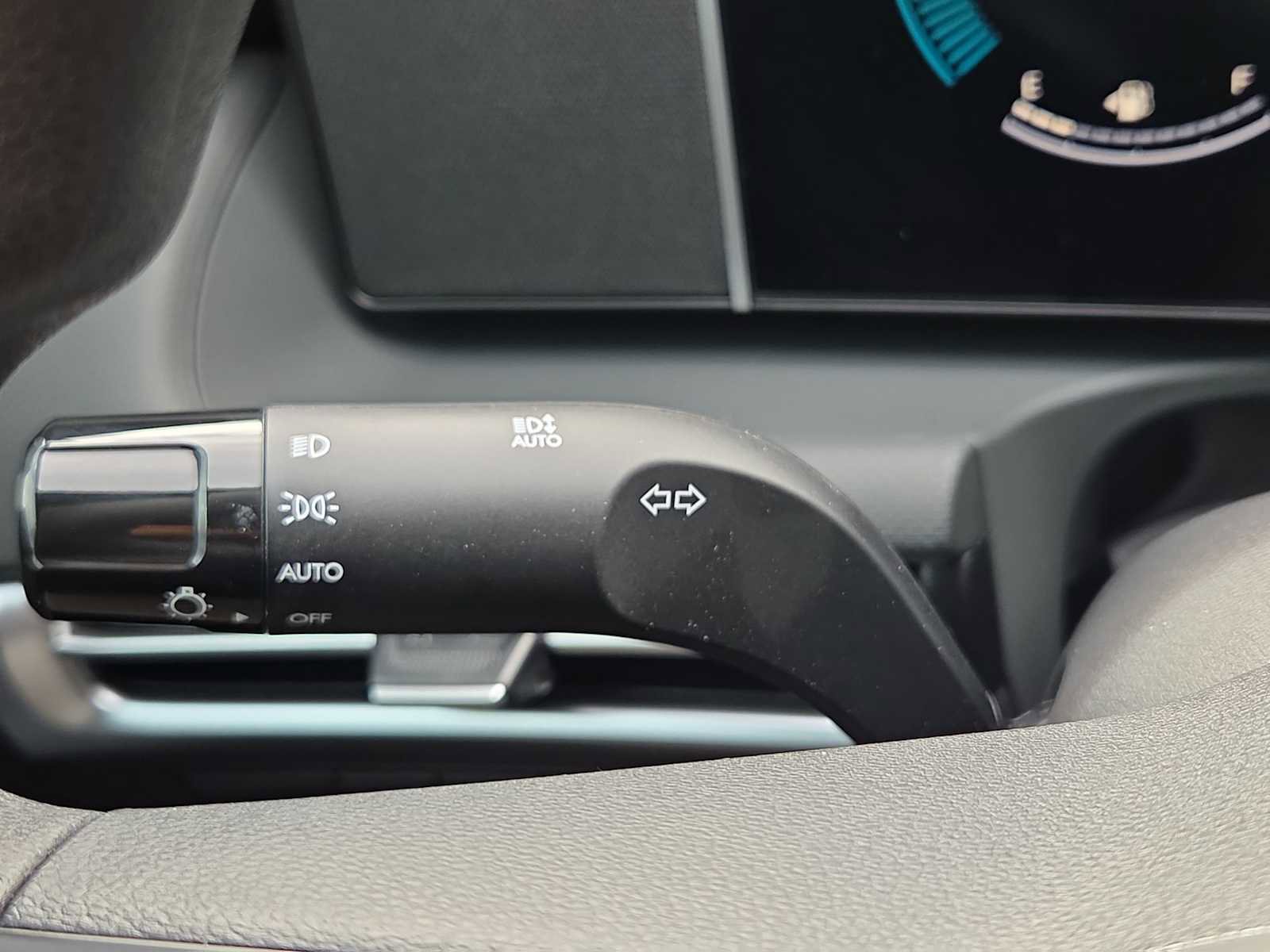 Certified 2025 Hyundai Santa Cruz SEL image 27