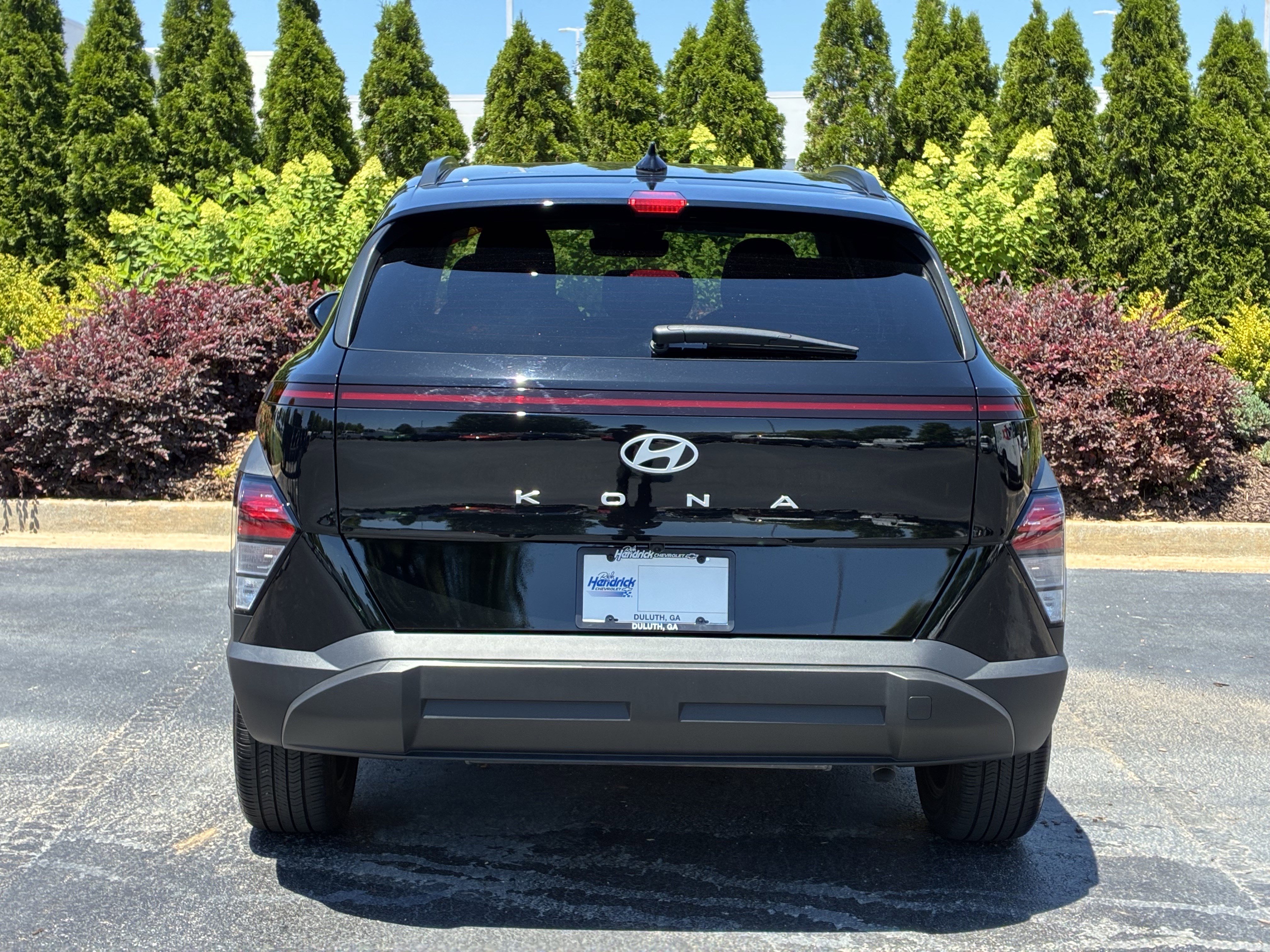 Used 2025 Hyundai Kona SEL FWD image 7