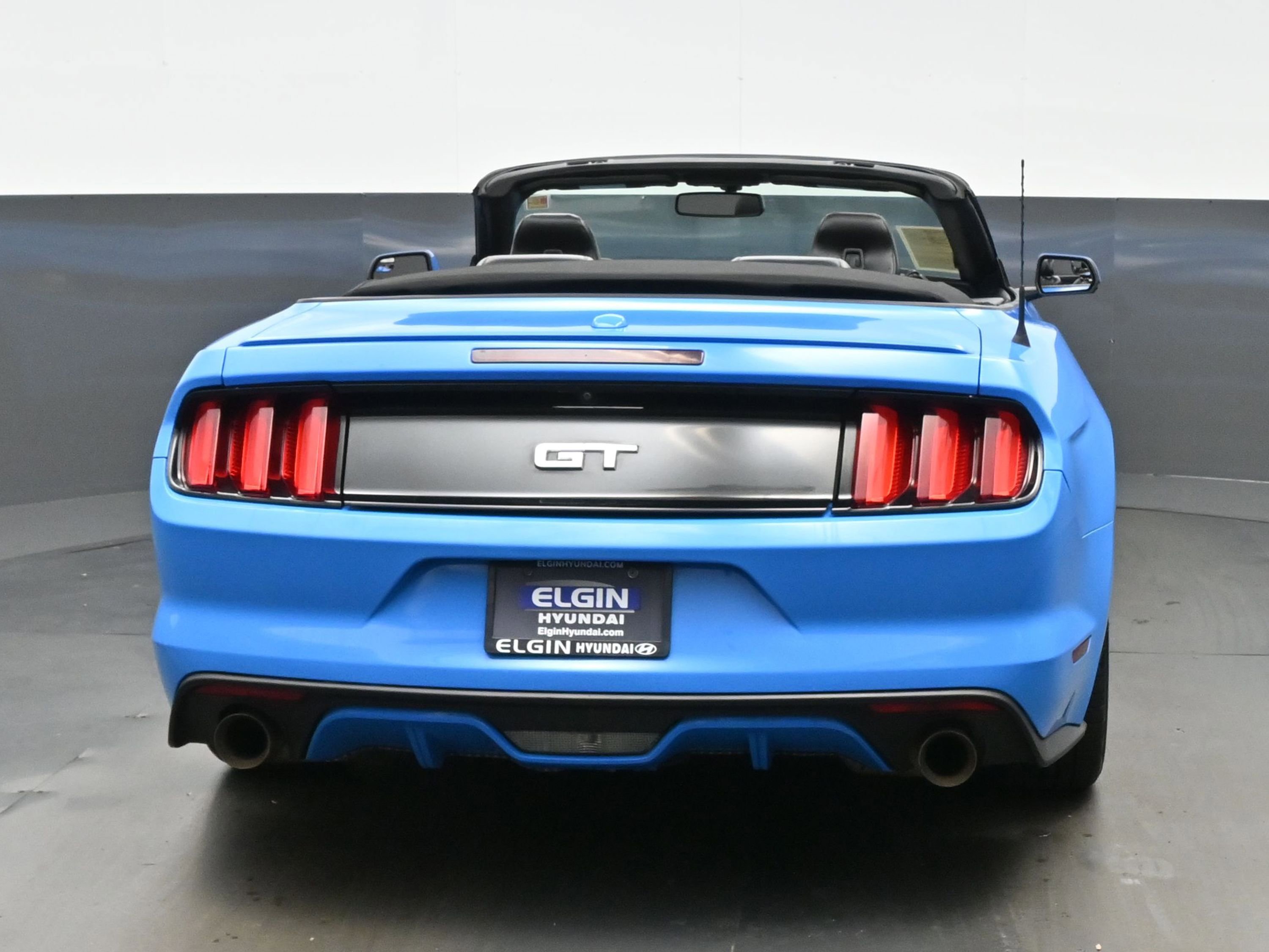 Used 2017 Ford Mustang GT Premium RWD image 5