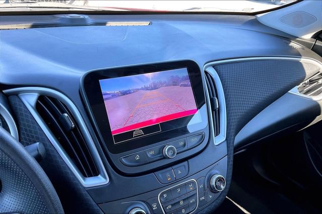 Used 2024 Chevrolet Malibu LT image 11