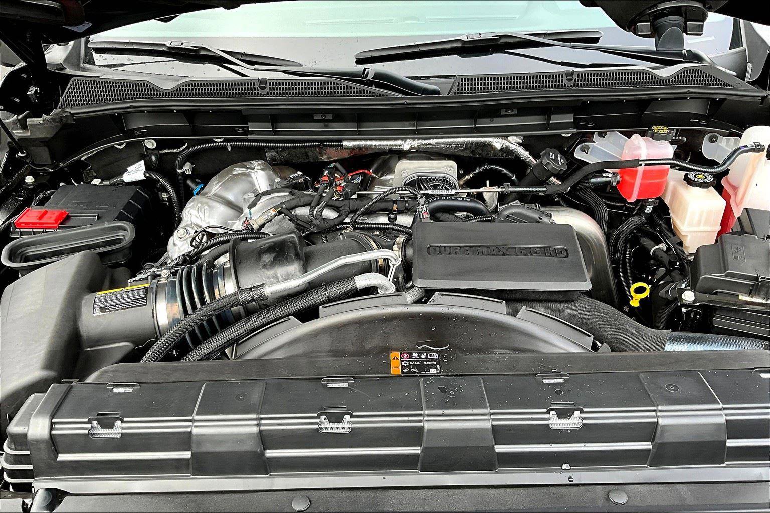 New 2025 GMC Sierra 2500 Denali Ultimate image 11