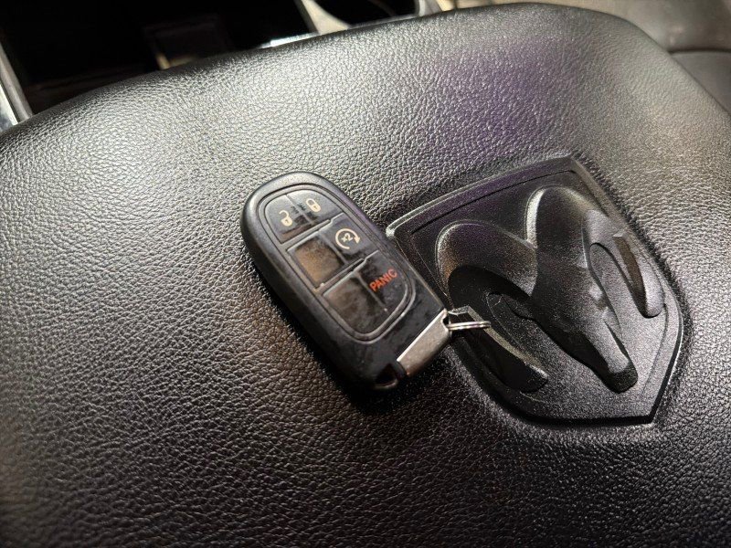 Used 2015 RAM 3500 Laramie w/ Convenience Group AWD/4WD image 57