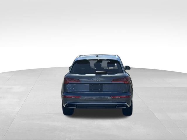 Certified 2023 Audi Q5 2.0T Premium w/ Convenience Package image 5