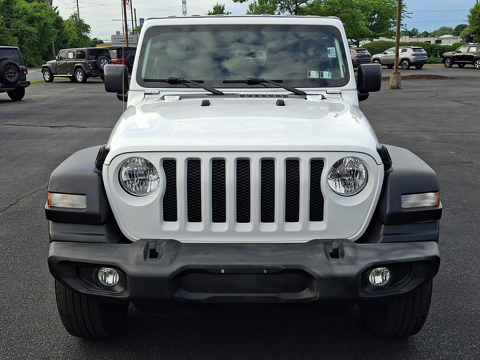 Certified 2022 Jeep Wrangler Unlimited Sport AWD/4WD image 2