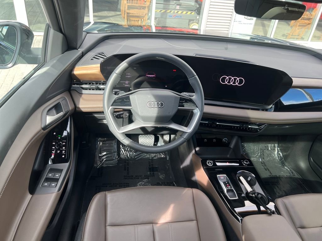 Used 2025 Audi Q6 e-tron Premium w/ Convenience Package image 14