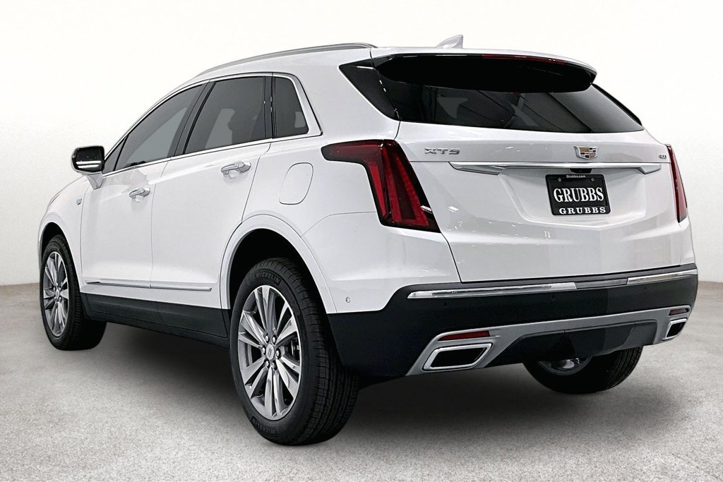 New 2026 Cadillac XT5 Premium Luxury w/ Driver Assist Package FWD image 4