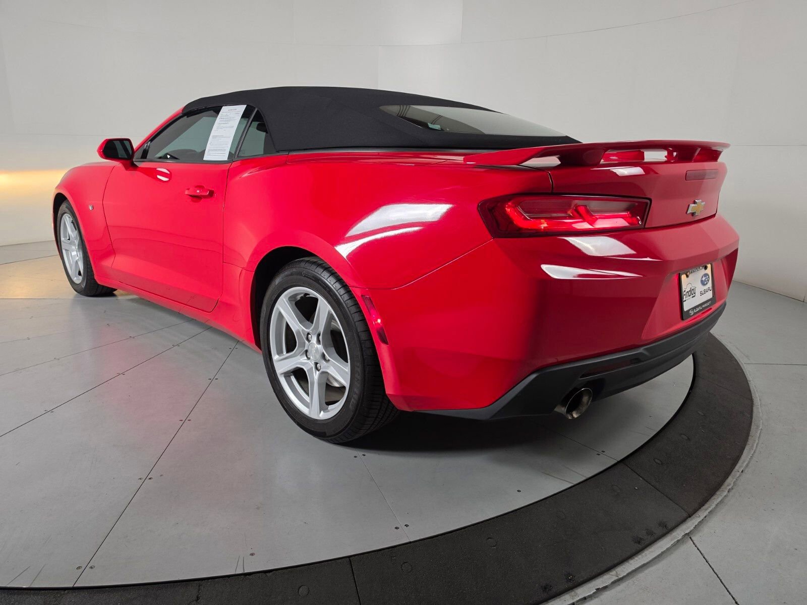 Used 2017 Chevrolet Camaro LT w/ Technology Package RWD image 3