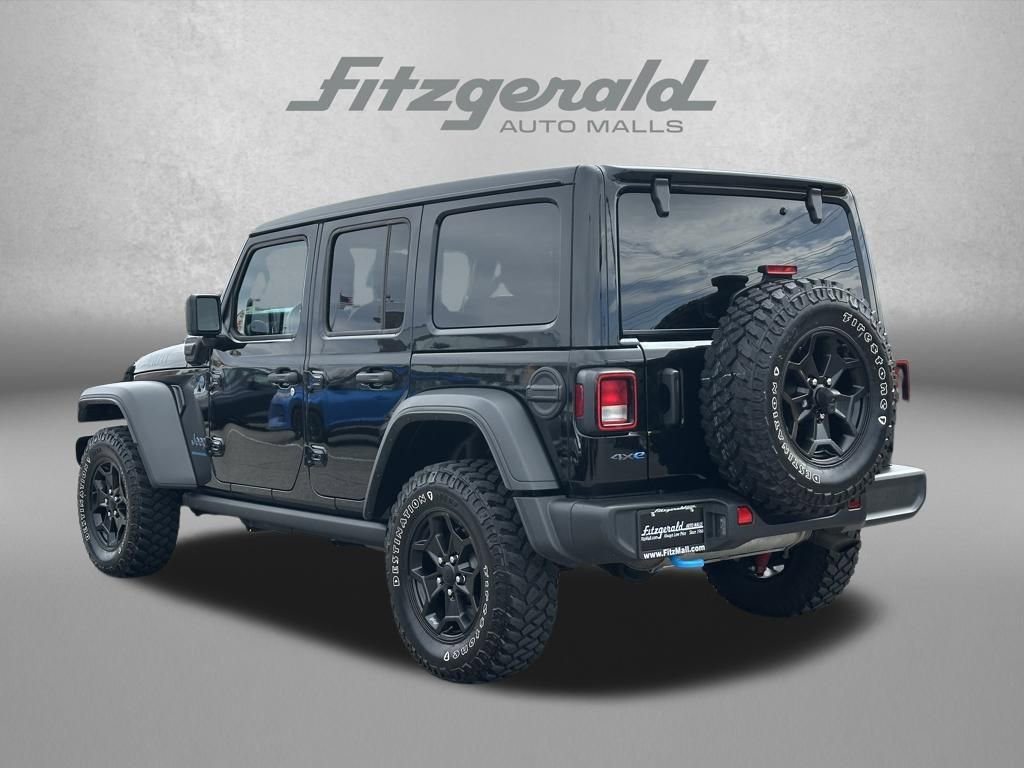 Used 2023 Jeep Wrangler Unlimited w/ Sun & Screen Package image 7