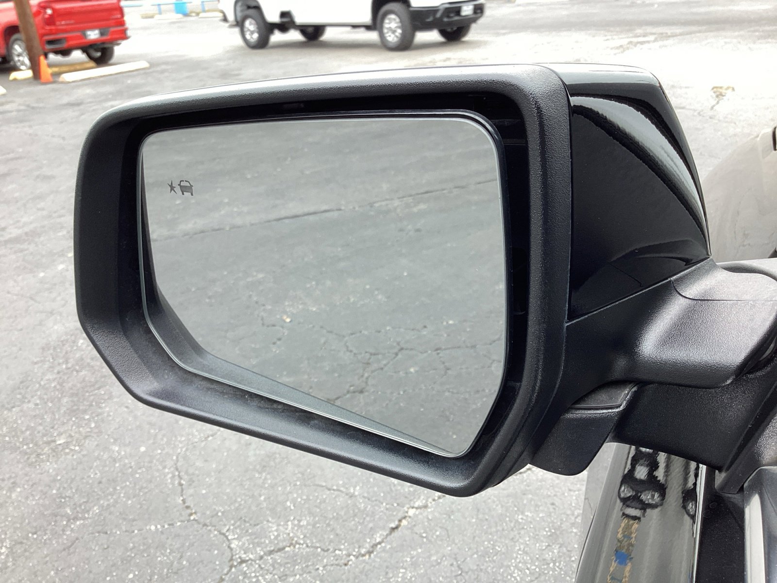 Certified 2023 Chevrolet Traverse LT image 33