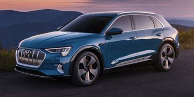 Used 2021 Audi e-tron Premium w/ Convenience Plus Package AWD/4WD image 1