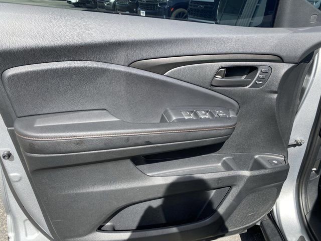 Used 2025 Honda Ridgeline TrailSport image 22