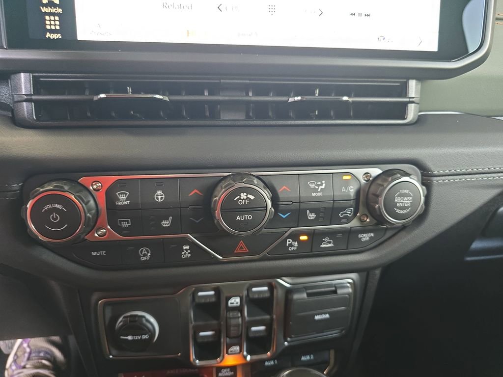 New 2026 Jeep Gladiator Mojave AWD/4WD image 21