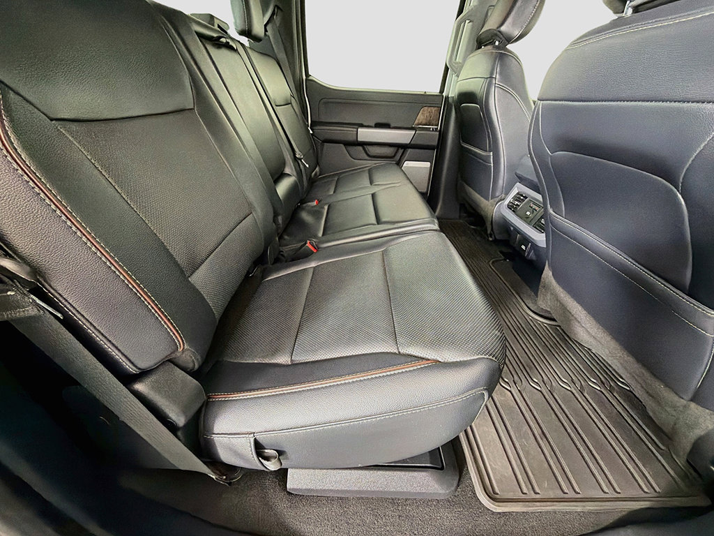 Used 2024 Ford F250 Lariat w/ Lariat Ultimate Package AWD/4WD image 31