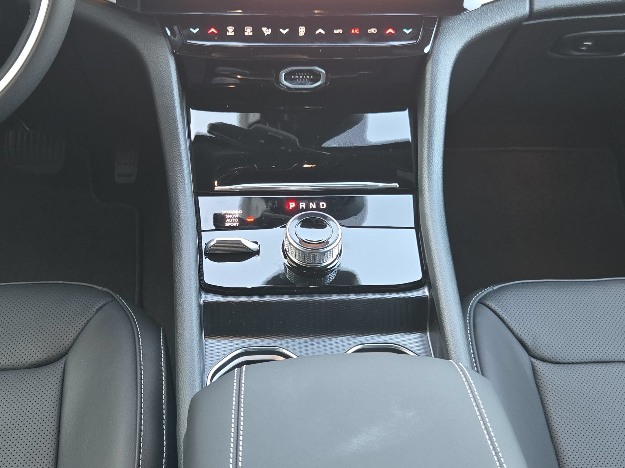 New 2027 Jeep Grand Cherokee Limited AWD/4WD image 28