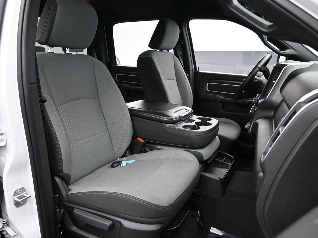 Used 2024 RAM 2500 Big Horn image 48