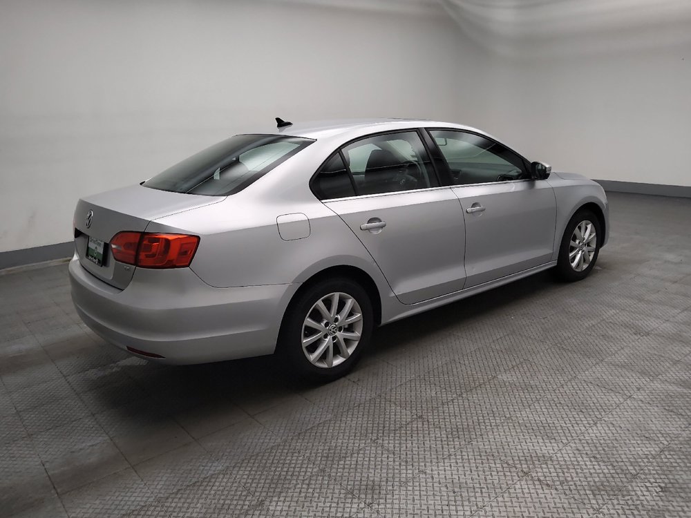 Used 2014 Volkswagen Jetta SE FWD image 10