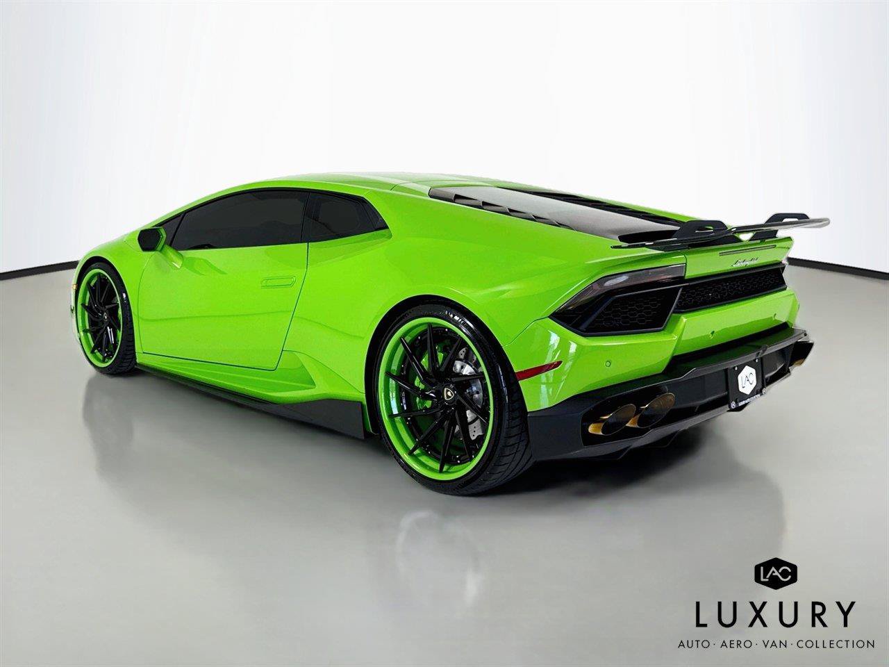 Used 2017 Lamborghini Huracan LP 580-2 RWD image 7