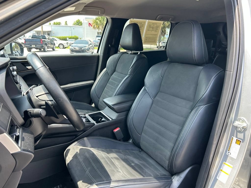 Used 2024 Mitsubishi Outlander SE FWD image 20