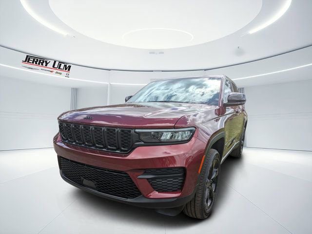 New 2025 Jeep Grand Cherokee Altitude image 6