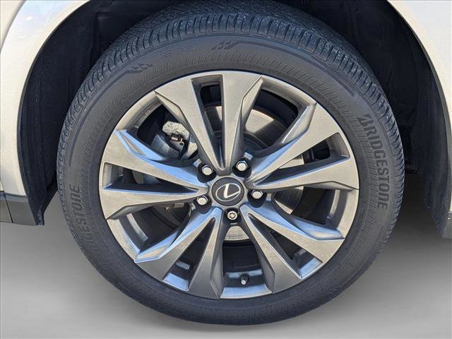 Used 2024 Lexus UX 250h F Sport image 10