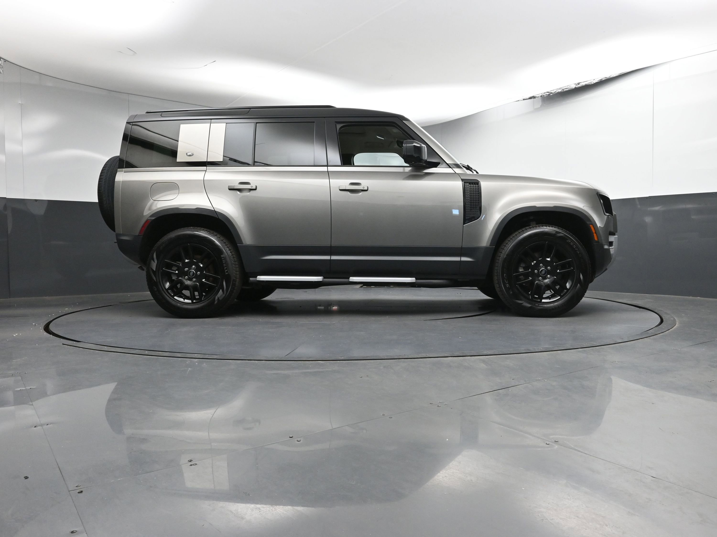 Certified 2023 Land Rover Defender 110 S image 29