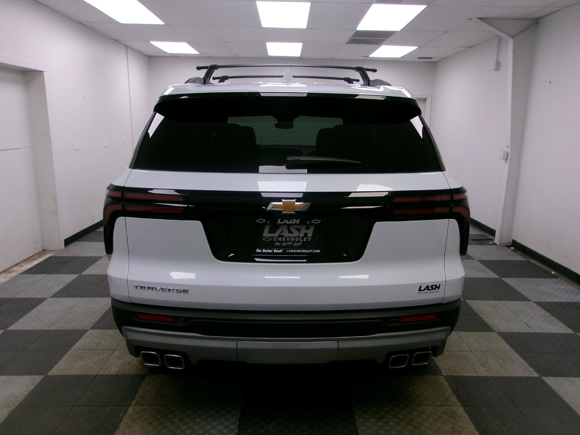 New 2026 Chevrolet Traverse LT w/ Enhanced Driving Package FWD image 5