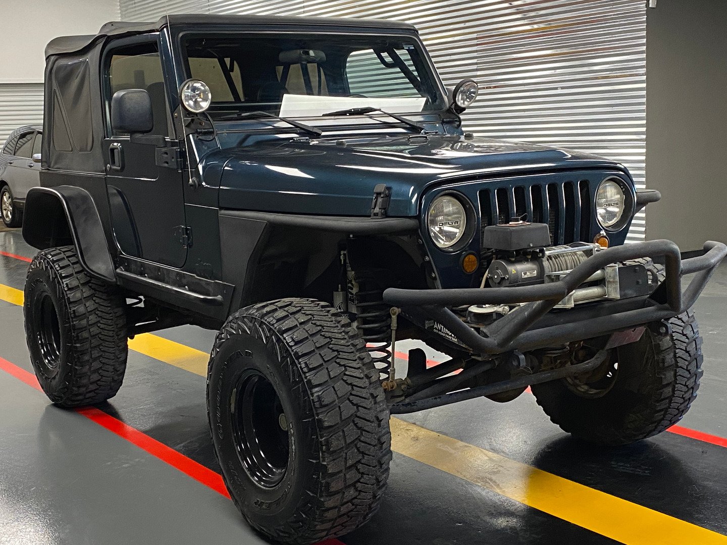 Used 2005 Jeep Wrangler Sport w/ 30" Tire & Wheel Group AWD/4WD image 7
