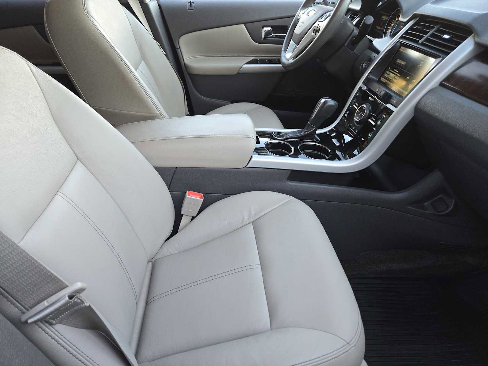 Used 2014 Ford Edge Limited w/ Equipment Group 301A image 14