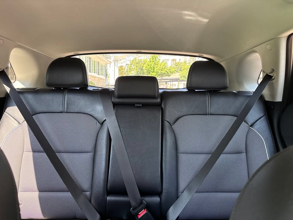 Used 2020 Kia Niro EX w/ Cold Weather Package FWD image 8