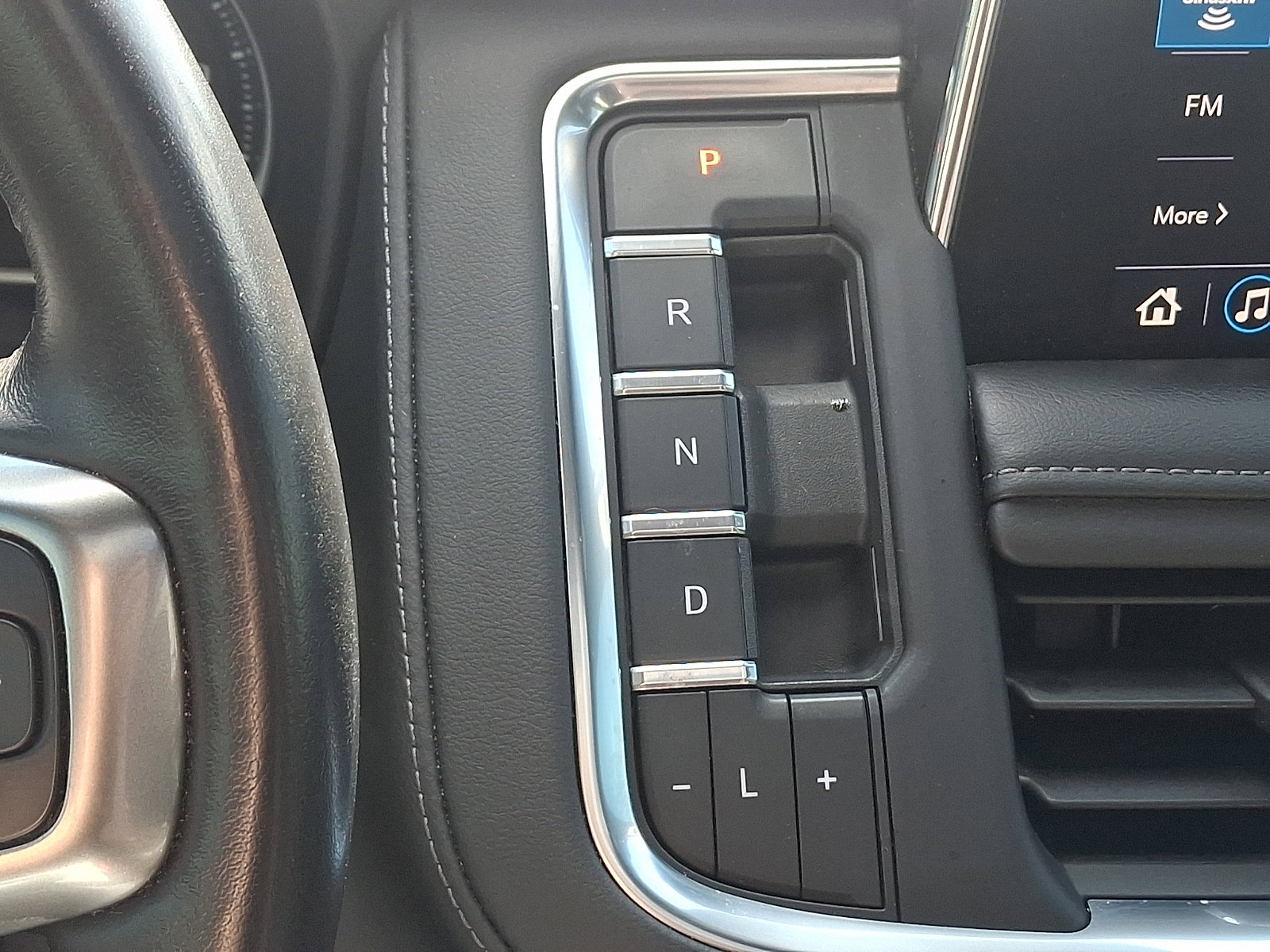 Used 2021 Chevrolet Tahoe Z71 w/ Rear Media and Nav Package image 18