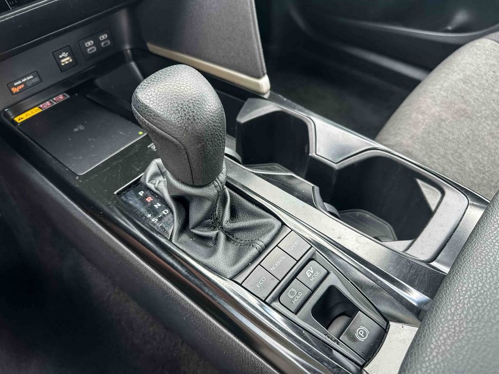 Certified 2025 Toyota Camry LE FWD image 32