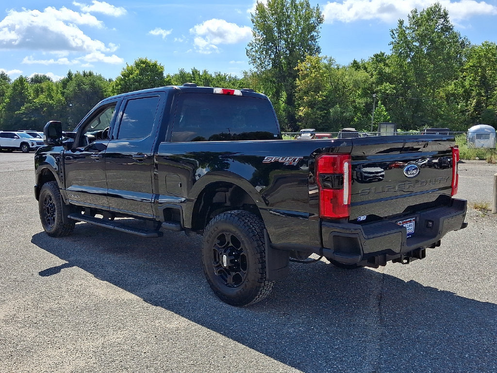 Used 2023 Ford F250 XLT w/ XLT Premium Package AWD/4WD image 8