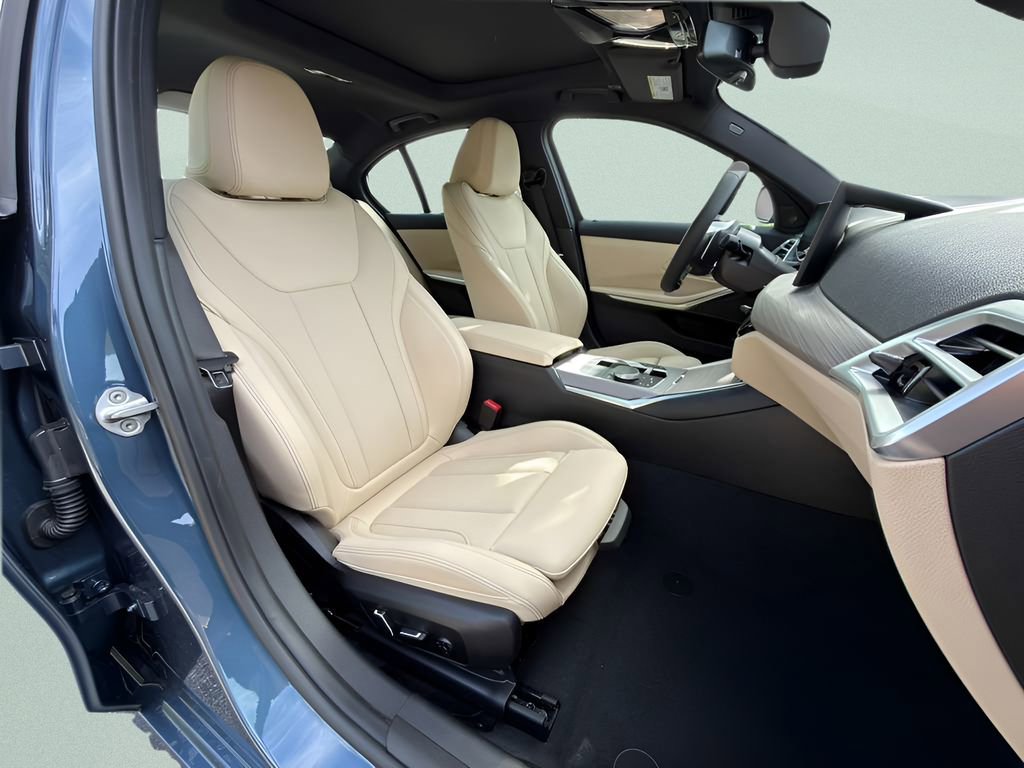 New 2026 BMW 330i Sedan w/ Premium Package RWD image 23