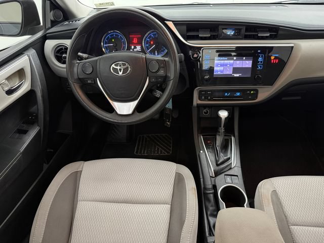 Used 2018 Toyota Corolla LE FWD image 31