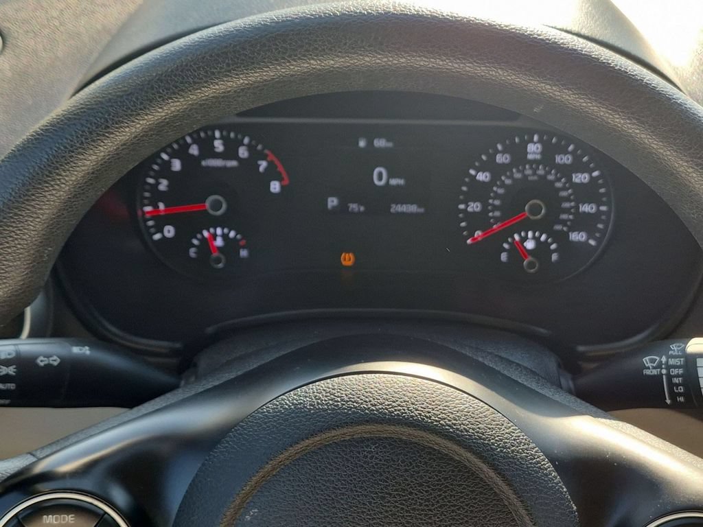 Used 2021 Kia Soul LX FWD image 15