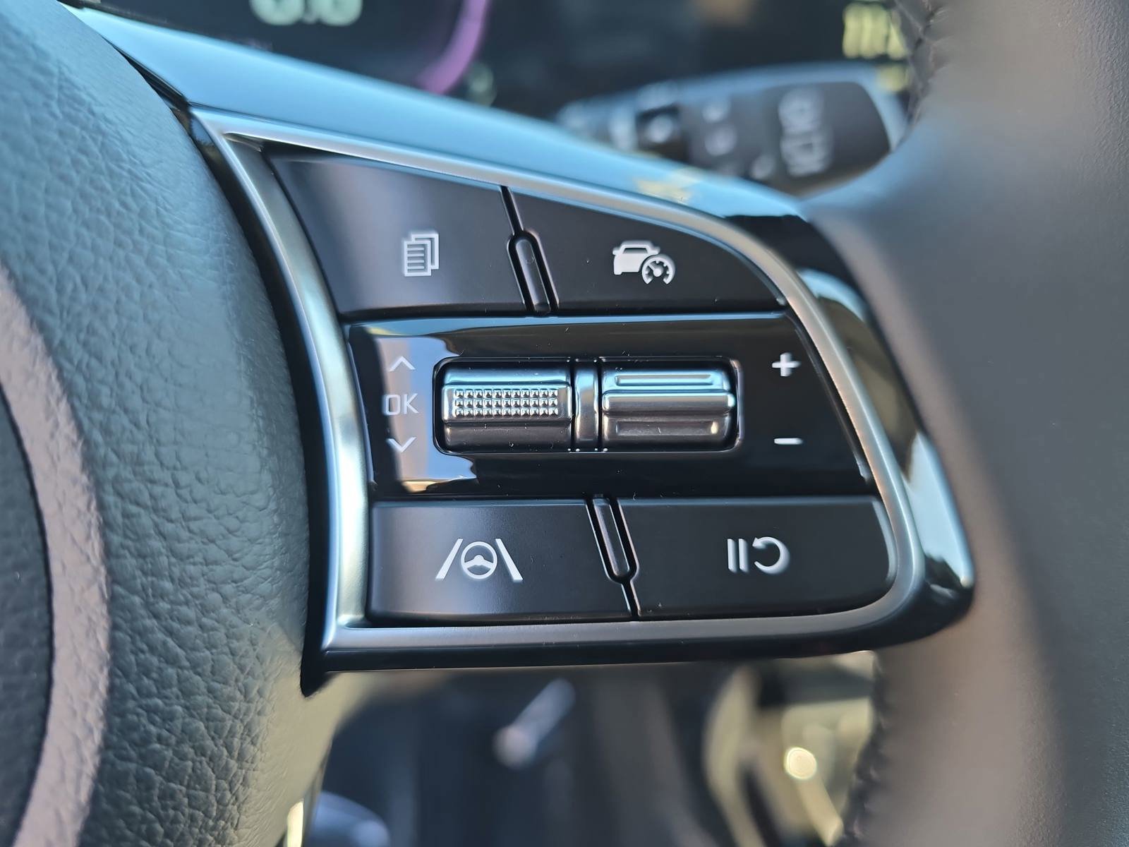 New 2026 Kia Seltos S FWD image 19