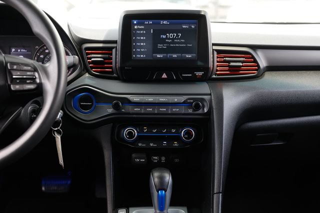 Used 2020 Hyundai Veloster 2.0 FWD image 35