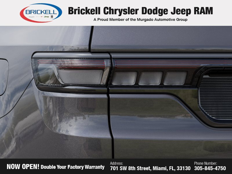 New 2026 Jeep Grand Wagoneer Summit AWD/4WD image 11