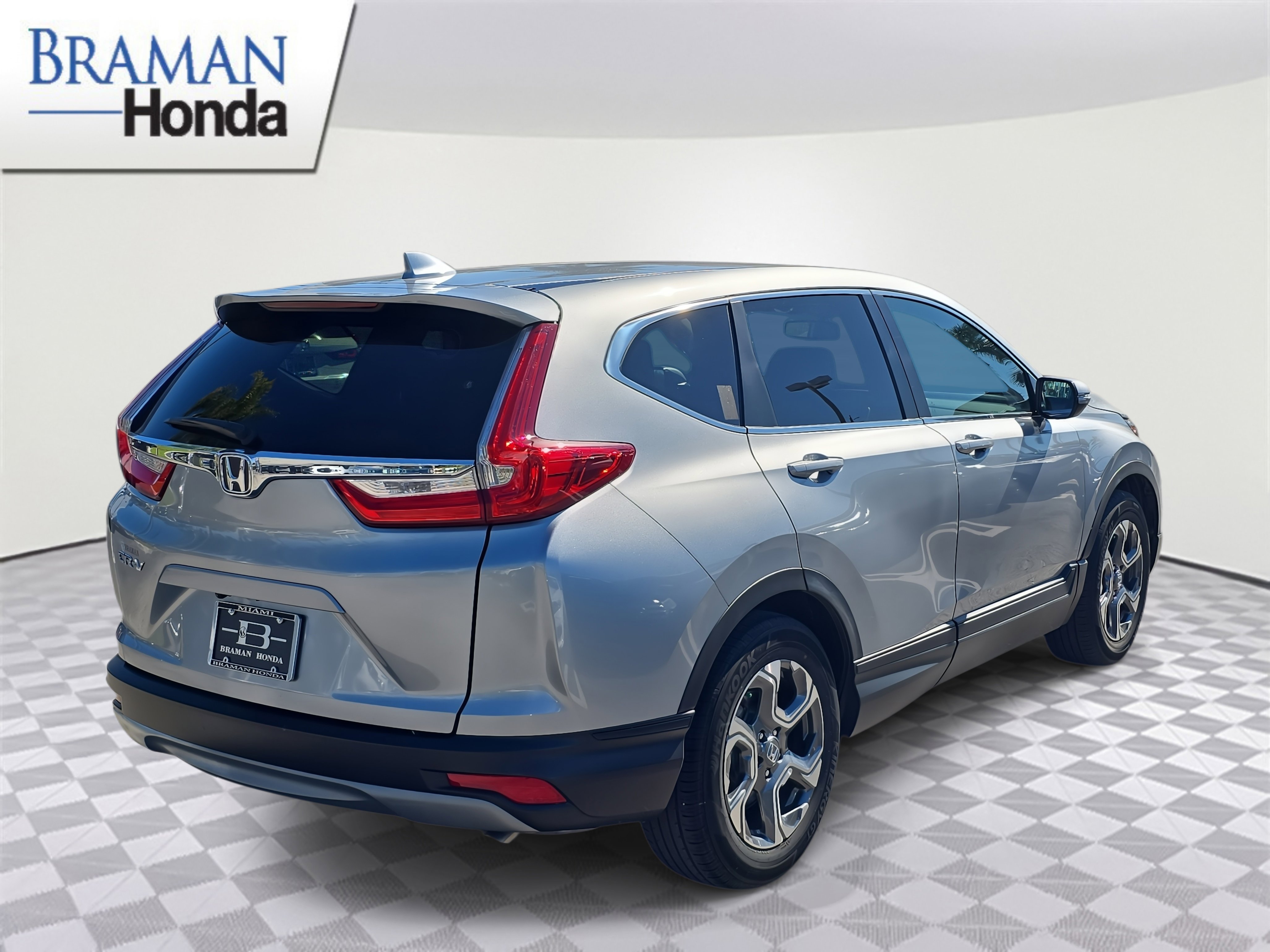 Certified 2018 Honda CR-V EX-L image 3