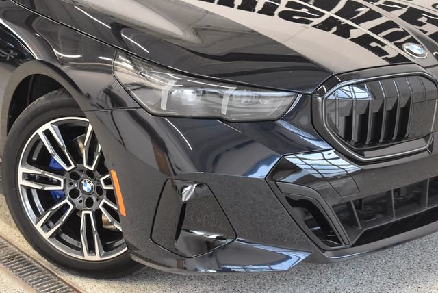 New 2027 BMW 530i xDrive w/ M Sport Package AWD/4WD image 31